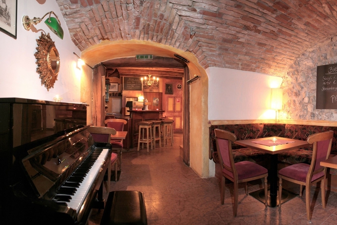 Imagen del bar/restaurante del Hotel Mondschein. Foto 4