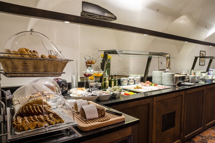 Imagen del bar/restaurante del Hotel Mondschein. Foto 5