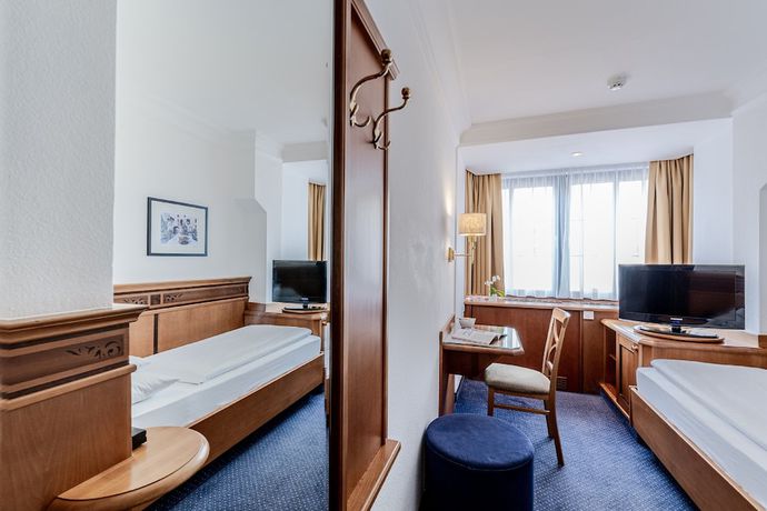 Imagen de la habitación del Hotel Mondschein, Innsbruck . Foto 7
