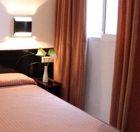 Imagen general del Hotel Monegal. Foto 10