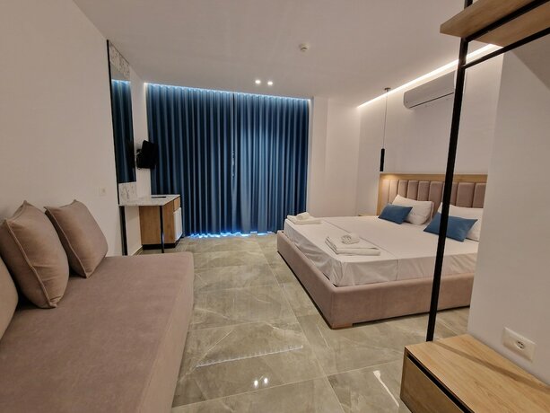 Imagen de la habitación del Hotel Monel. Foto 13