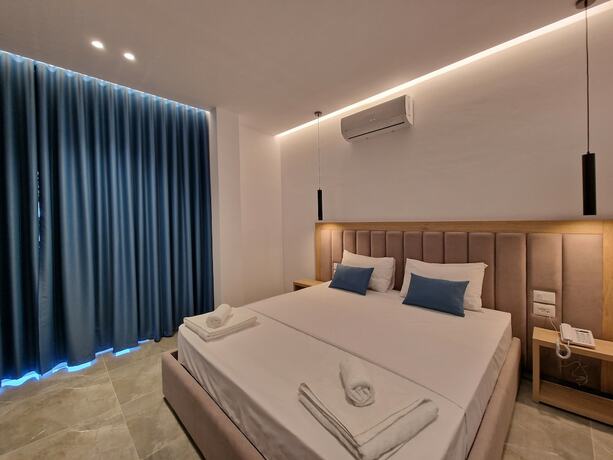 Imagen de la habitación del Hotel Monel. Foto 14