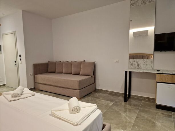 Imagen general del Hotel Monel. Foto 8