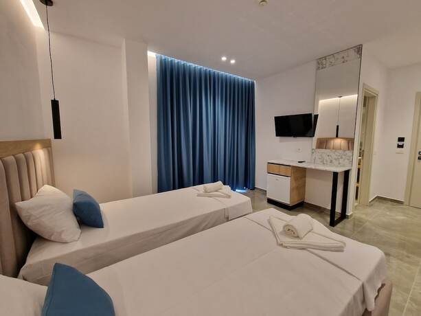 Imagen general del Hotel Monel. Foto 11