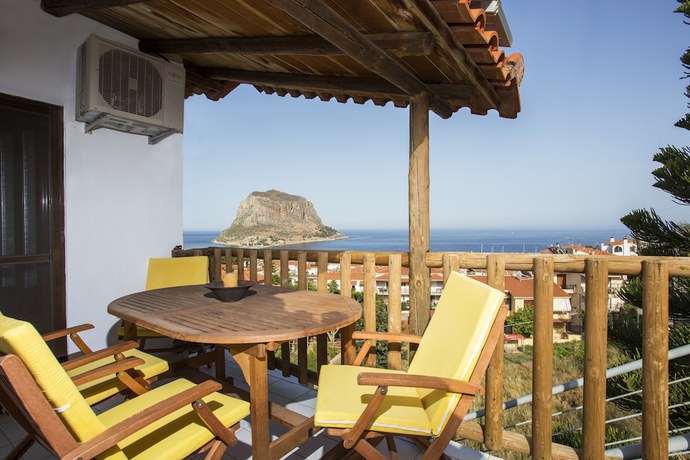 Imagen de la habitación del Hotel Monemvasia Green Apartments. Foto 2