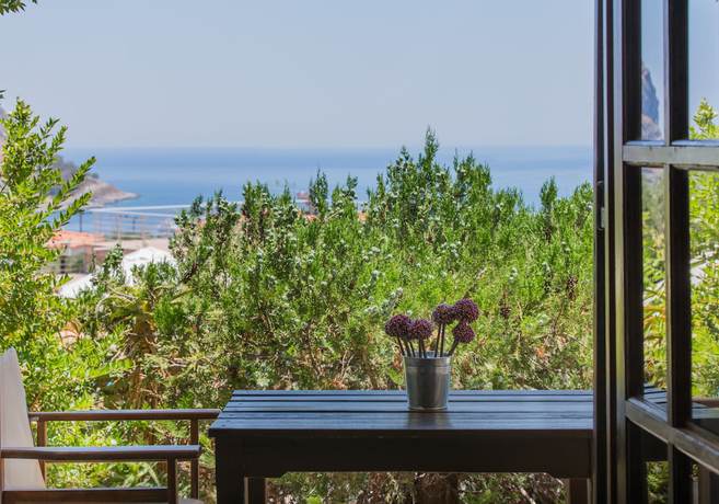 Imagen de la habitación del Hotel Monemvasia Village. Foto 2