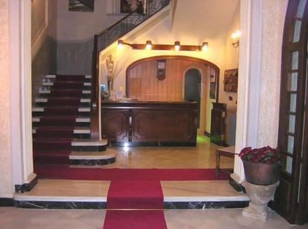 Imagen de los interiores del Hotel Monestir. Foto 7