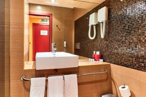 Imagen de la habitación del Hotel Monet. Foto 9