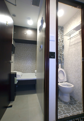 Imagen de la habitación del Hotel Mong King. Foto 7