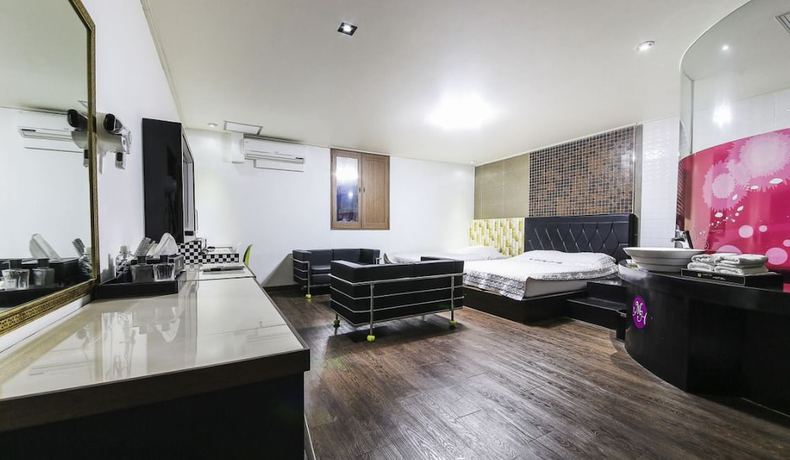 Imagen de la habitación del Hotel Mong Seosan. Foto 3