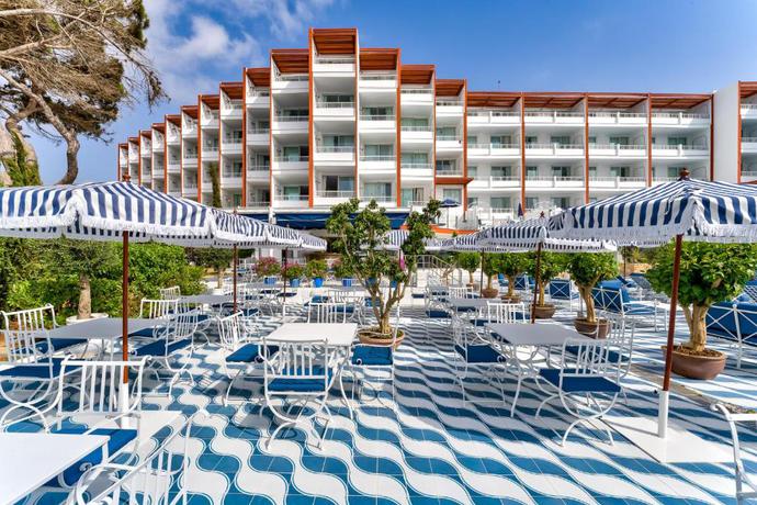 Imagen de los exteriores del Hotel Mongibello Ibiza. Foto 17