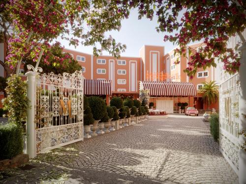 Imagen general del Hotel Mongibello Ibiza. Foto 7