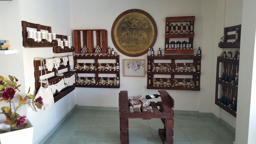 Imagen de los interiores del Hotel Moniatis. Foto 19