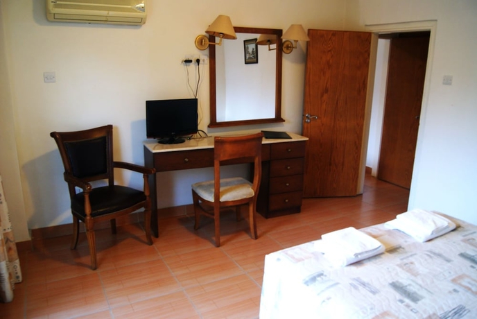 Imagen de la habitación del Hotel Moniatis. Foto 9