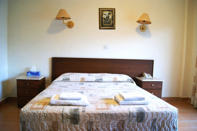 Imagen de la habitación del Hotel Moniatis. Foto 10