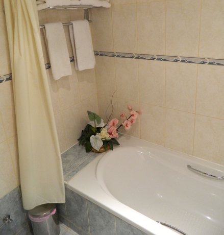 Imagen de la habitación del Hotel Moniatis. Foto 13