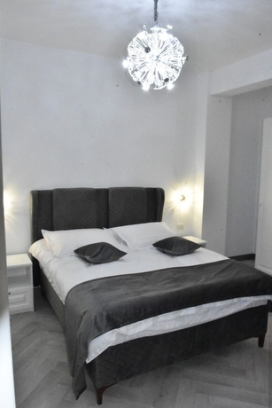 Imagen de la habitación del Hotel Monica, Bucarest. Foto 10