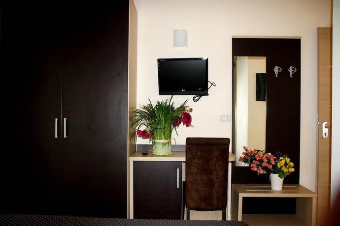 Imagen de la habitación del Hotel Monica, Cervia. Foto 3