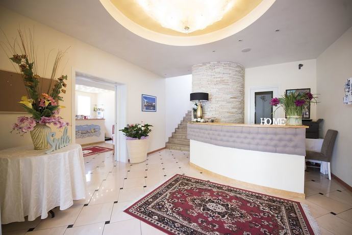Imagen de los interiores del Hotel Monica, Cervia. Foto 14
