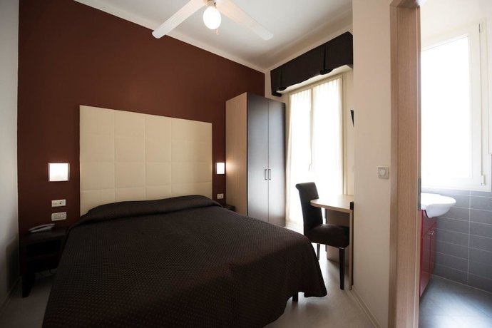 Imagen de la habitación del Hotel Monica, Cervia. Foto 5