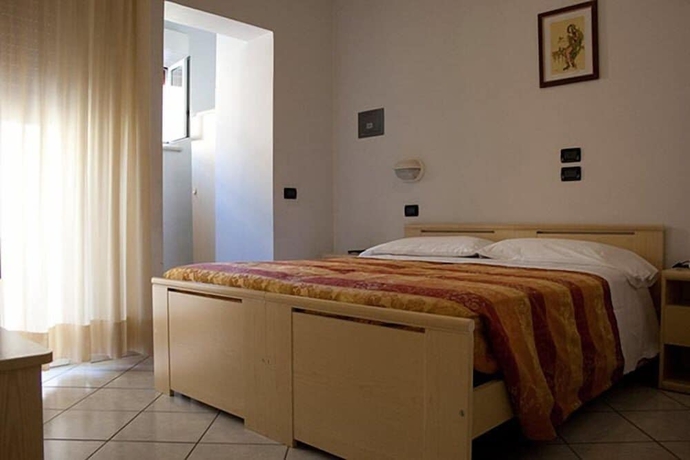 Imagen de la habitación del Hotel Monica, Chianciano Terme. Foto 9