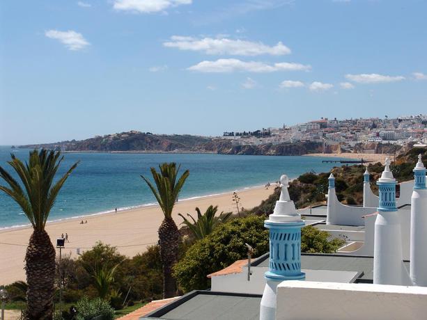 Imagen general del Hotel Monica Isabel Beach Club. Foto 4