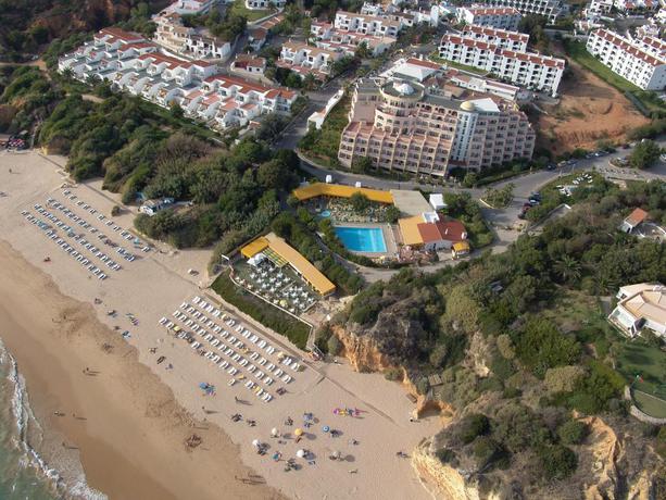 Imagen general del Hotel Monica Isabel Beach Club. Foto 14