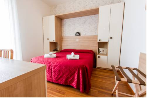 Imagen de la habitación del Hotel Monica, Rimini. Foto 9