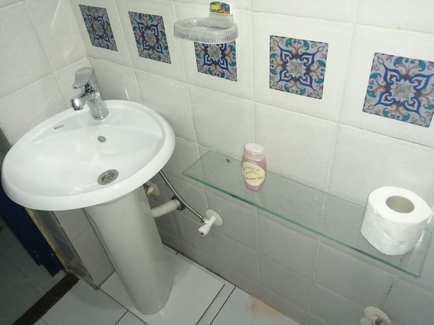 Imagen de la habitación del Hotel Monica, St Catherine. Foto 8