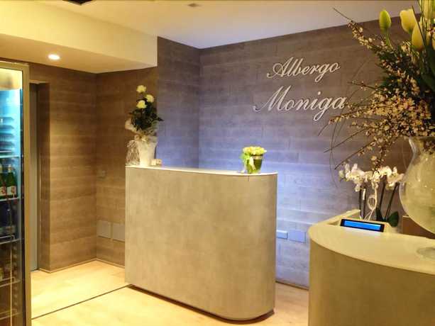 Imagen de los interiores del Hotel Moniga. Foto 20