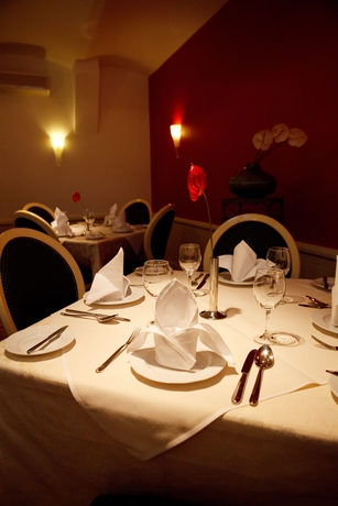 Imagen del bar/restaurante del Hotel Monika Centrum Hotels. Foto 6