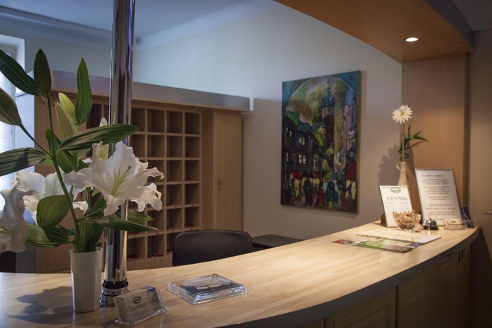 Imagen de los interiores del Hotel Monika. Foto 11