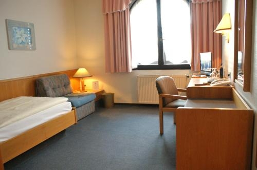 Imagen de la habitación del Hotel Monika. Foto 7