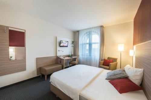 Imagen de la habitación del Hotel Monika. Foto 8
