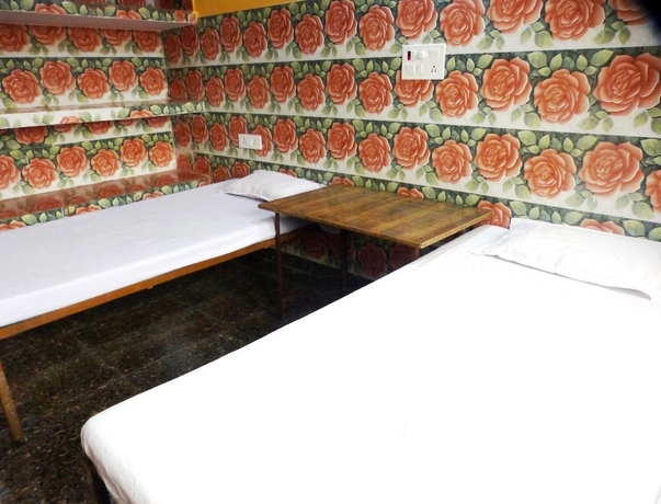 Imagen de la habitación del Hotel Monika Mansion. Foto 15