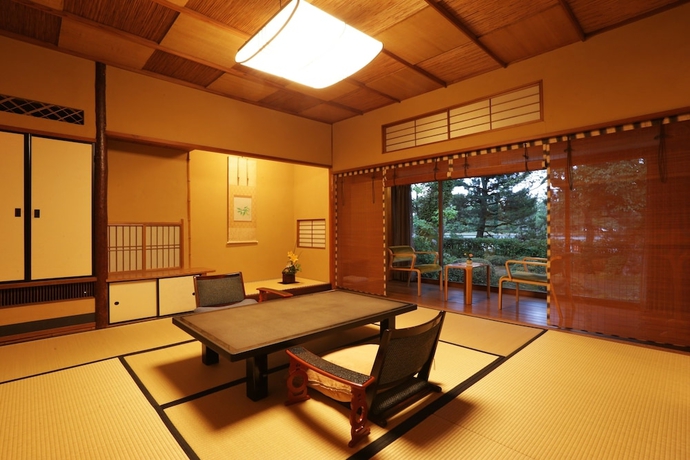 Imagen de la habitación del Hotel Monjusou Shourotei. Foto 10