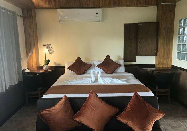 Imagen general del Hotel Monkey Beach Dive Resort. Foto 10