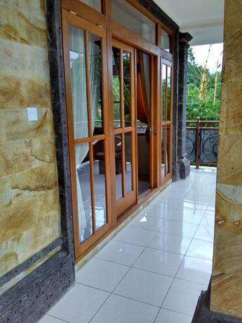 Imagen general del Hotel Monkey Forest Bungalow. Foto 16