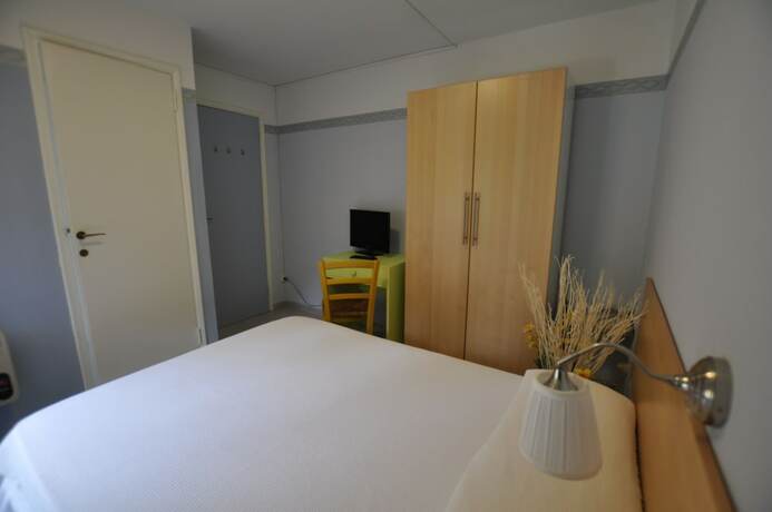 Imagen de la habitación del Hotel Monna Lisa. Foto 14