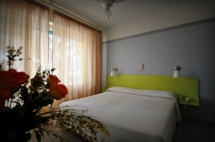 Imagen de la habitación del Hotel Monna Lisa. Foto 16