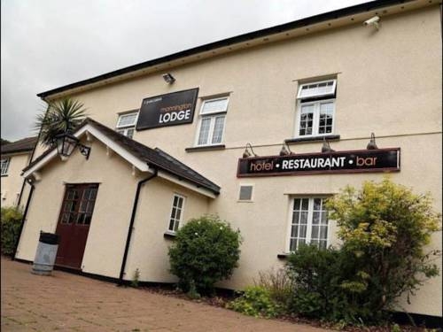 Imagen del bar/restaurante del Hotel Monnington Lodge. Foto 3
