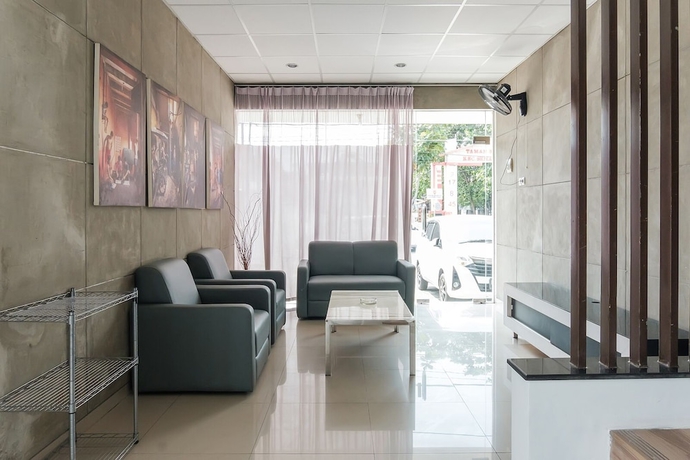 Imagen de los interiores del Hotel Mono Coliving Brotojoyo Semarang. Foto 11
