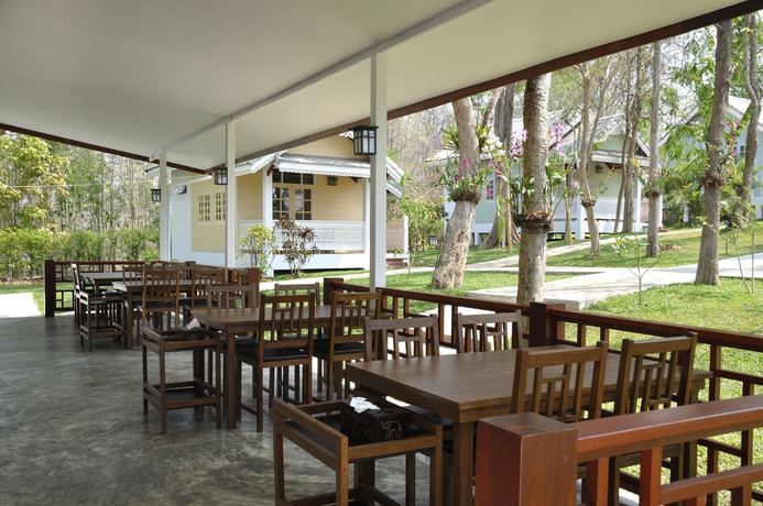 Imagen del bar/restaurante del Hotel Monoceros Resort. Foto 9