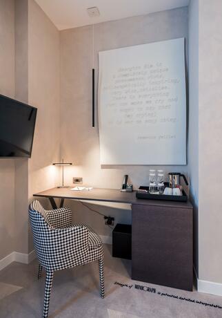 Imagen general del Hotel Monograph Freedom Square. Foto 7