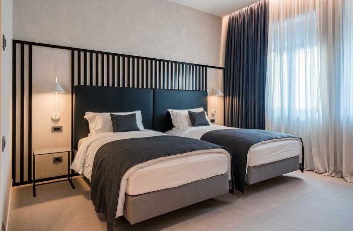 Imagen general del Hotel Monograph Freedom Square. Foto 8