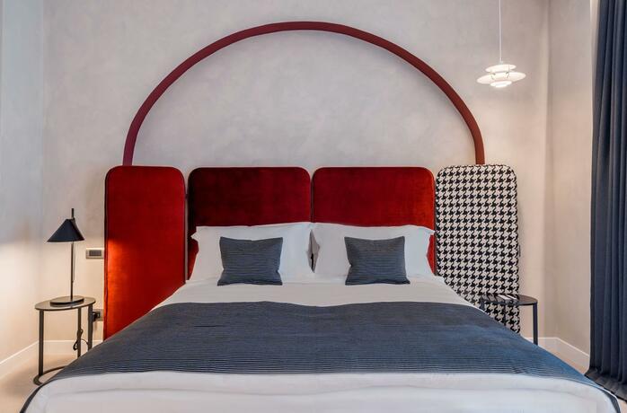 Imagen general del Hotel Monograph Freedom Square. Foto 14