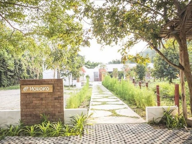 Imagen de los exteriores del Hotel Monoko Porploen Resort. Foto 17
