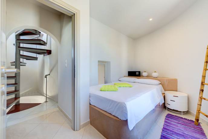 Imagen de la habitación del Hotel Monolithia. Foto 13