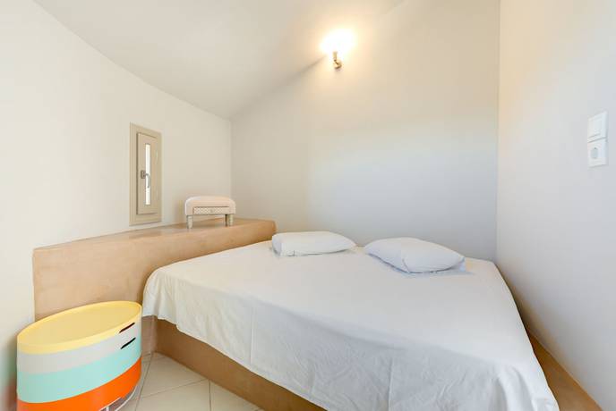 Imagen de la habitación del Hotel Monolithia. Foto 14