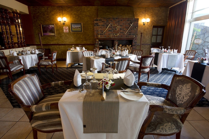 Imagen del bar/restaurante del Hotel Monomotapa. Foto 7